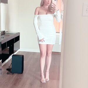 Zara White Bodycon Long Sleeve Dress - M